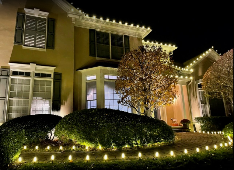 Residential Christmas Decorating Festive Home Décor Hire Professional Light Installation Al Company Midas Holiday Lighting